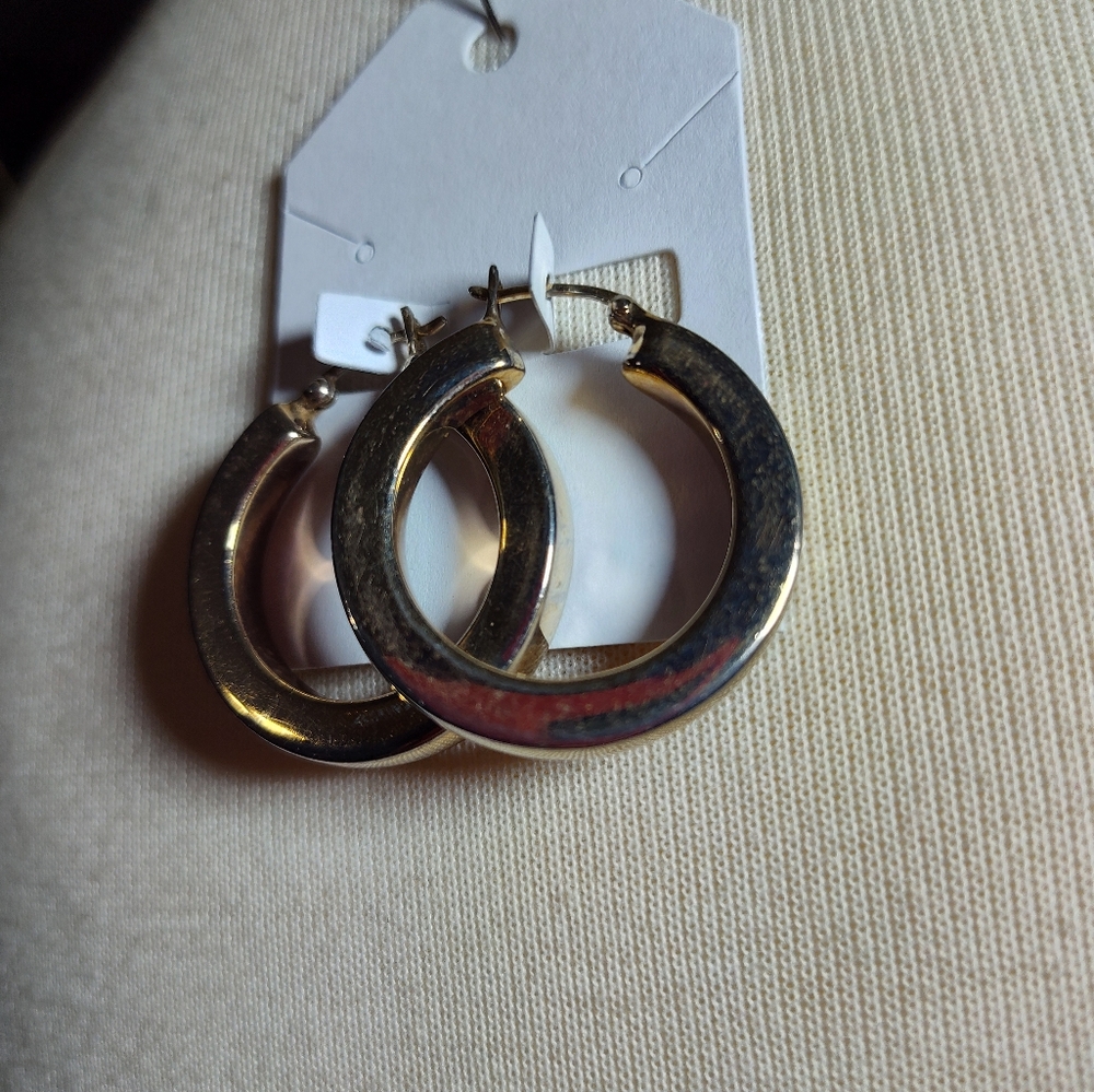 Monet Gold Hoop Earrings Classic Design